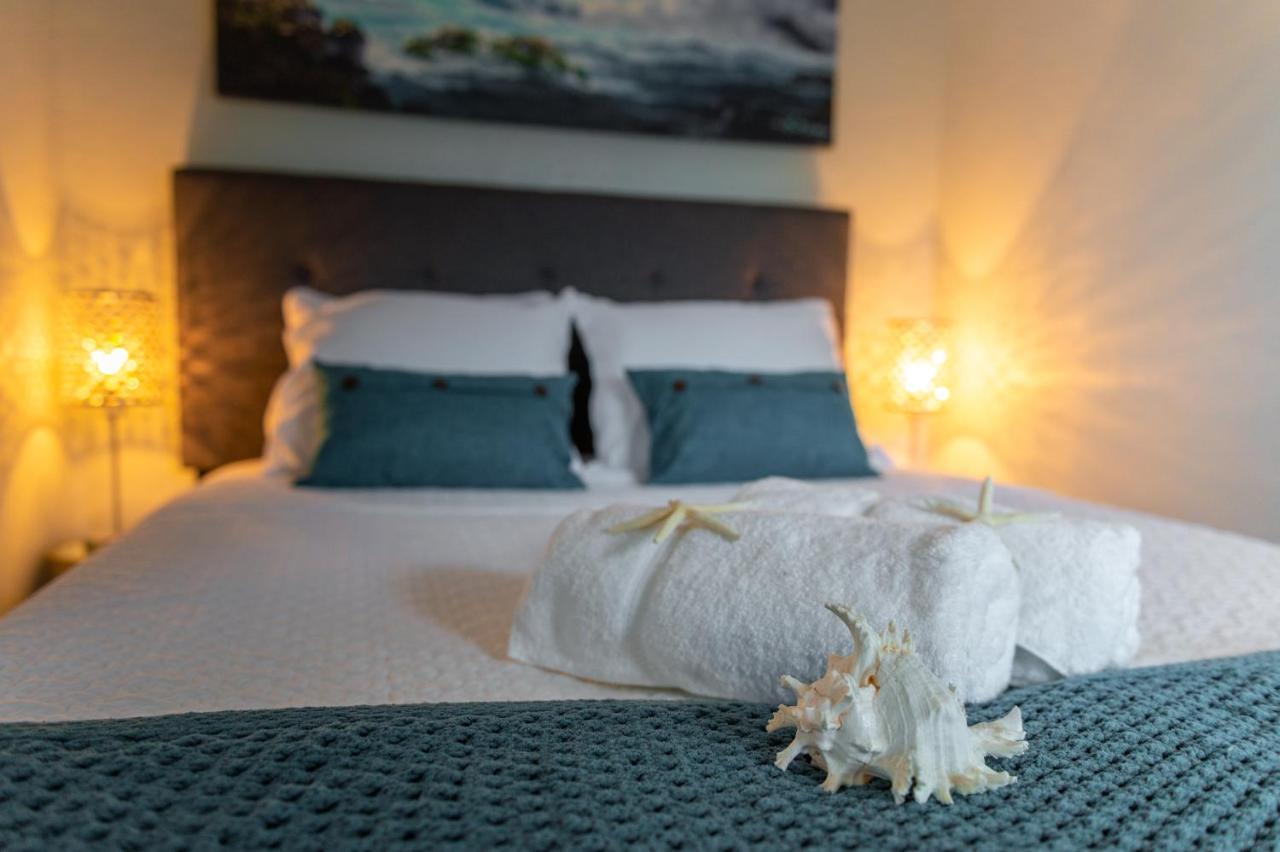 102-Tiny Treasure-Waterfront With Heated Pool Apartment เซนต์พีทบีช ภายนอก รูปภาพ